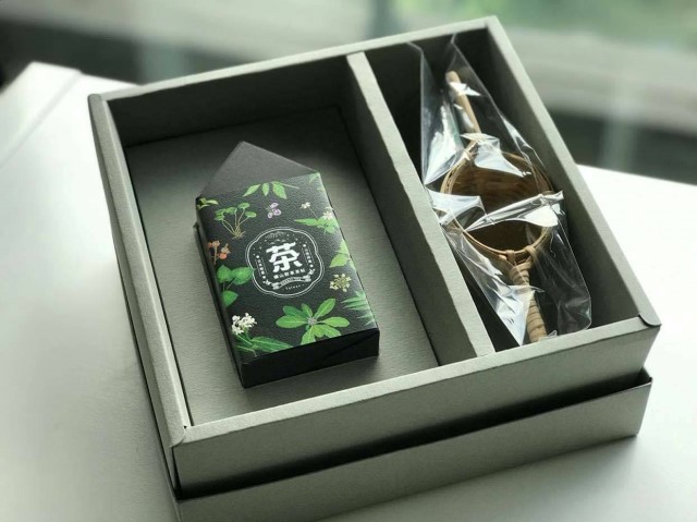 礦山野草茶帖─山徑散步